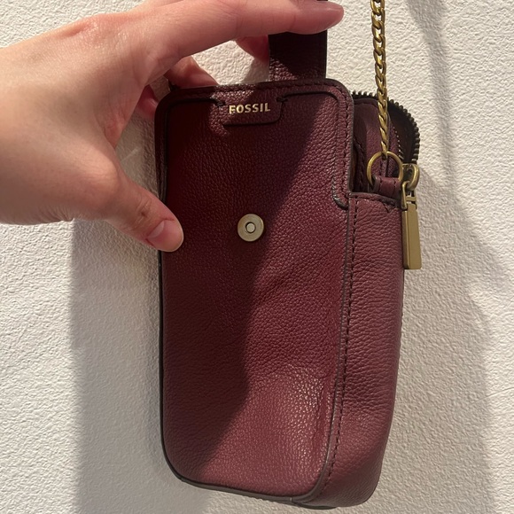 EUC Fossil Lanier crossbody phone bag - Picture 3 of 12